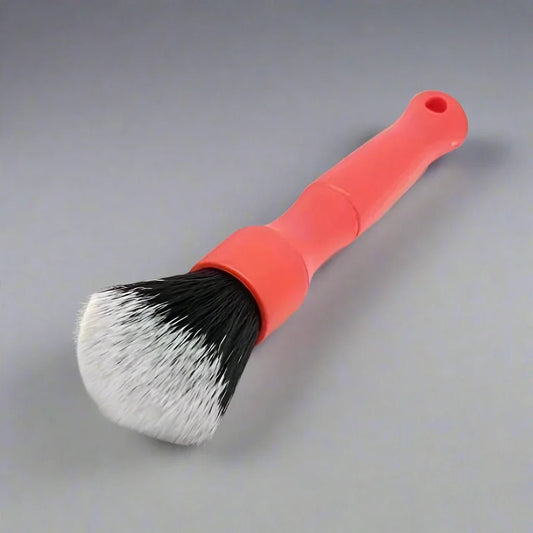 Brosse Nettoyage Voiture - CarUltraSoftBrush™ - Rouge - Raffinement Auto